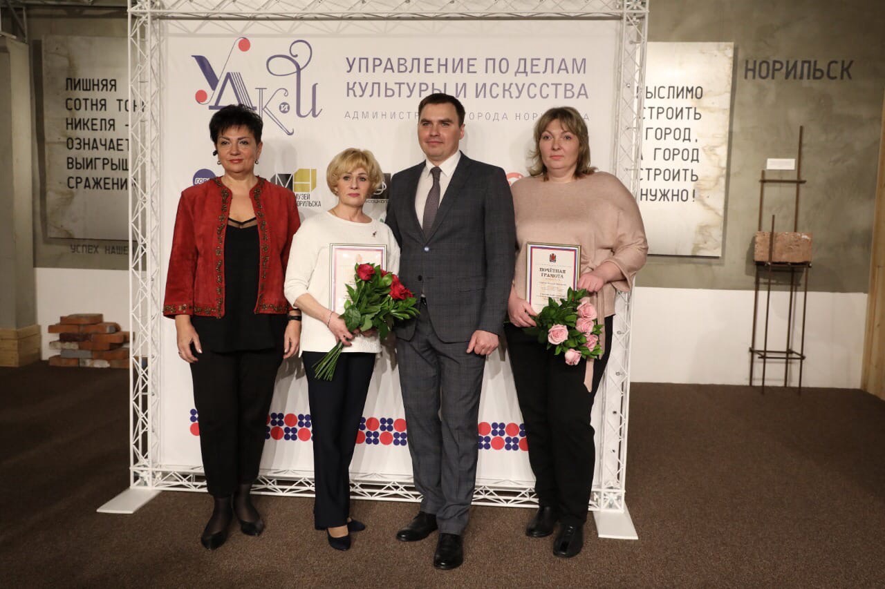 VRqrvYdhIPE.jpg
